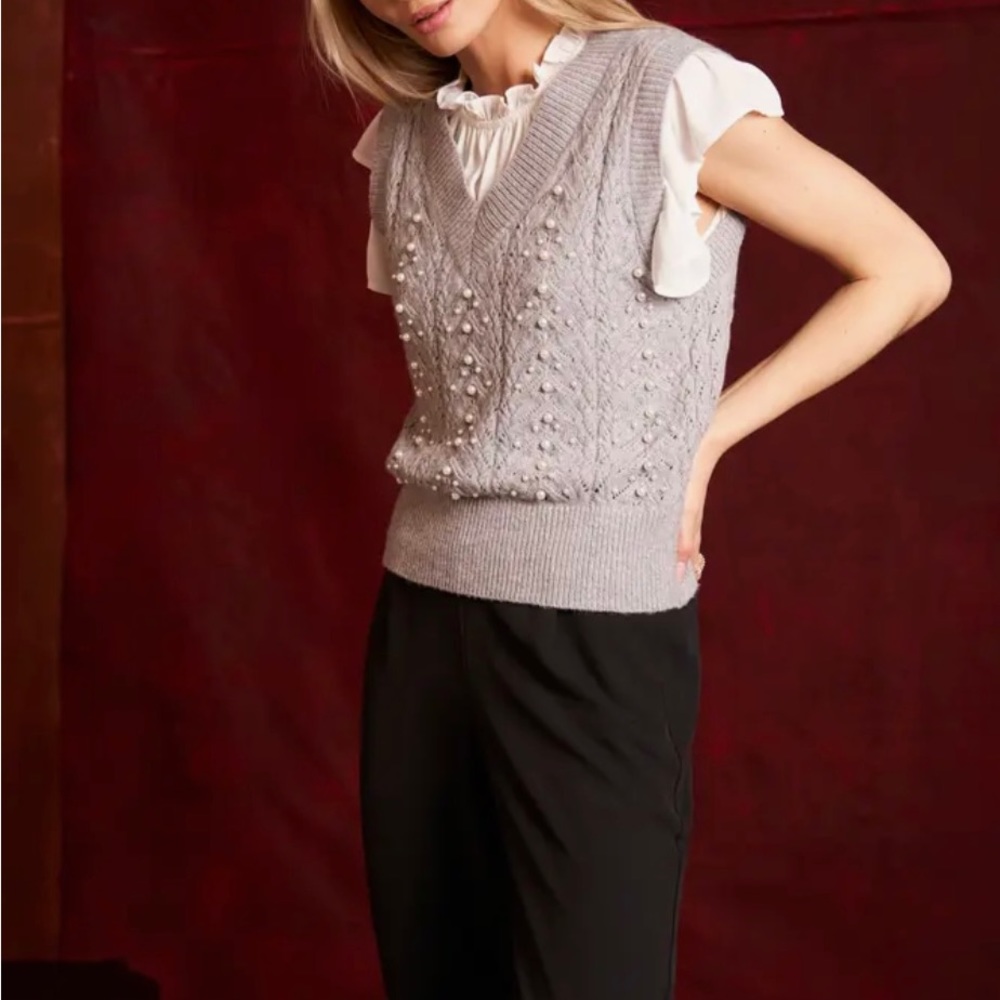 Cece Pointelle Pearl Sweater Vest Size M